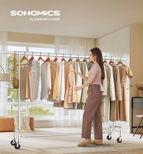 SONGMICS Stojan na oblečenie Fabio s nastaviteľnou šírkou 160/200 cm chrómovaný