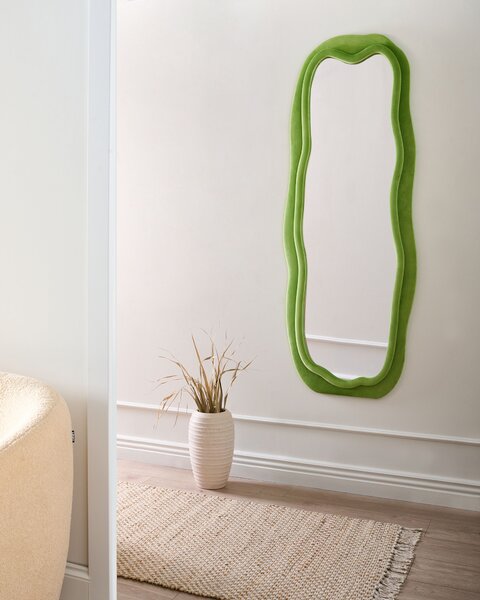 Nástenné zrkadlo zelené MDF zamatový rám sklo 160 x 56 cm nepravidelný tvar závesné na stenu moderný štýl doplnky
