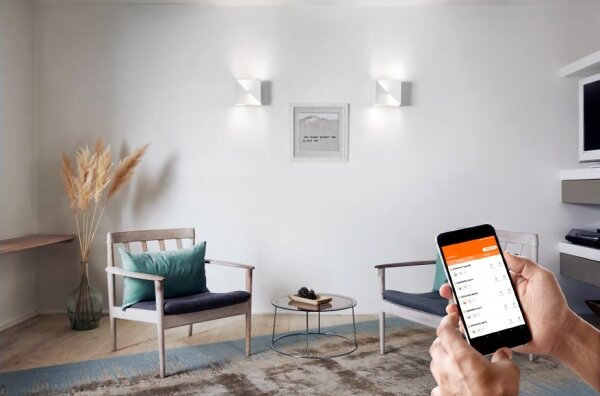 Ledvance - LED Stmievateľné nástenné svietidlo SMART+ SWAN LED/23W/230V Wi-Fi