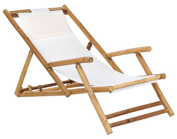 Sada balkónového nábytku svetlohnedá biela bambusové drevo polyester 2 ležadlá stolík skladacia odolnosť voči UV boho štýl záhrada exteriér
