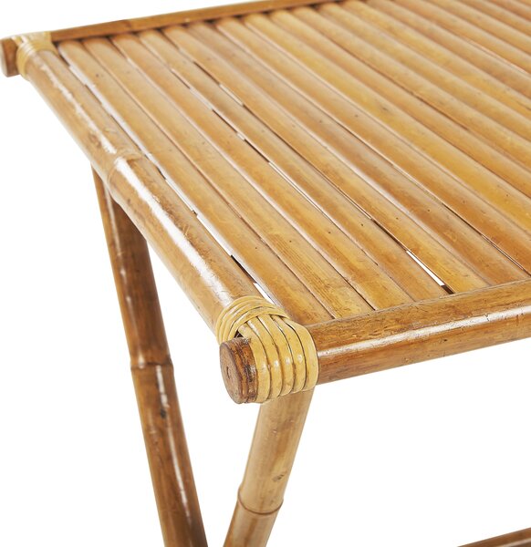 Sada balkónového nábytku svetlohnedá biela bambusové drevo polyester 2 ležadlá stolík skladacia odolnosť voči UV boho štýl záhrada exteriér