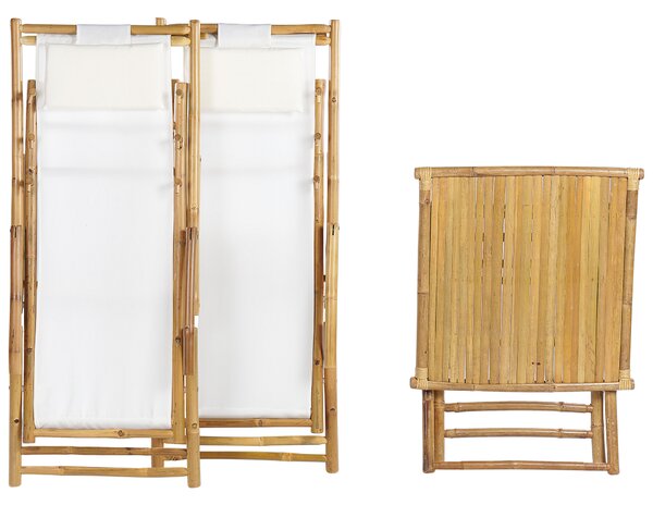 Sada balkónového nábytku svetlohnedá biela bambusové drevo polyester 2 ležadlá stolík skladacia odolnosť voči UV boho štýl záhrada exteriér