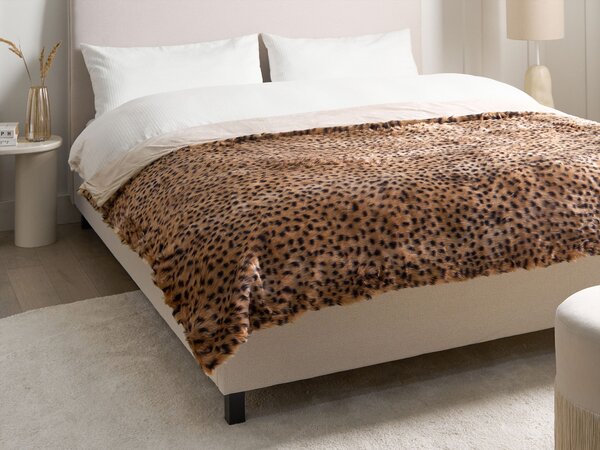 Prikrývka na posteľ hnedá 150 x 200 cm polyesterová umelá kožušina s leopardím vzorom spálňa