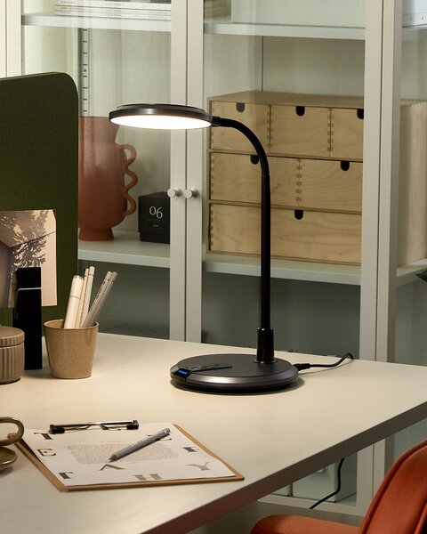 LED stolová lampa čierna syntetický materiál kancelárska lampa s nastaviteľným ramenom a stmievačom