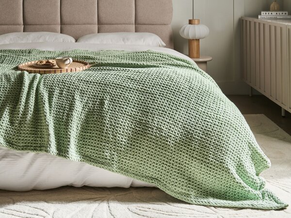 Prikrývka zelená bavlnená 150 x 200 cm vafľový vzor deka na posteľ textilné doplnky spálňa obývacia izba