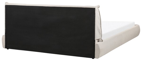 Posteľ béžová polyester látkové čalúnenie 180 x 200 cm lamelový rošt hrubé čalúnené čelo postele moderný štýl spálňa