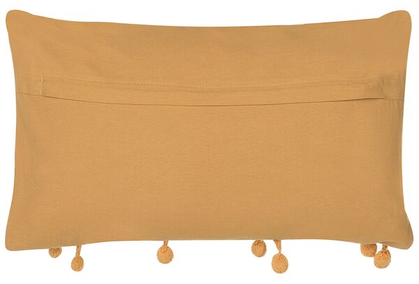 Dekoratívny vankúš žltý viskóza bavlna 30 x 50 cm obdĺžnikový tvar jednofarebný so strapcami pruhovaný retro boho štýl doplnky