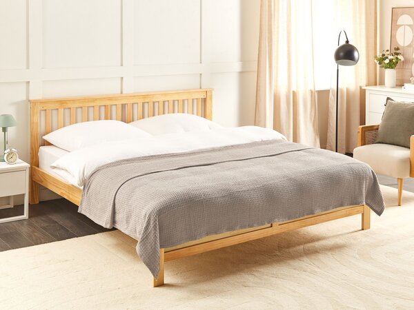 Deka sivobéžová bavlnená 200 x 220 cm jednofarebná posteľná prikrývka so vzorom spálňa