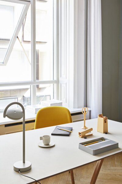 HAY Stolová lampa Marselis, Ash Grey AA969