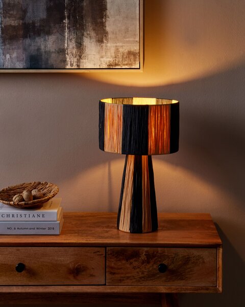 Stolná lampa prírodná a čierna rafia tienidlo z palmových listov svietidlo boho štýl ručná výroba
