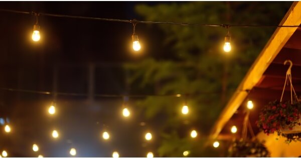 LED Solárna vonkajšia reťaz PARTY 10xE27/3,7V 10 m IP44 + DO