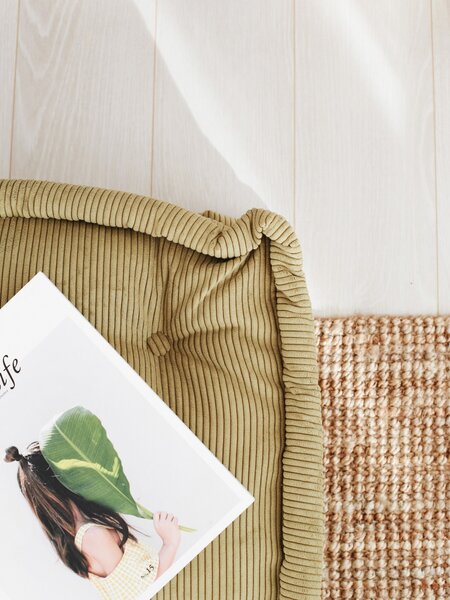 Hanah Home Vankúš na podlahu BISKUVI khaki