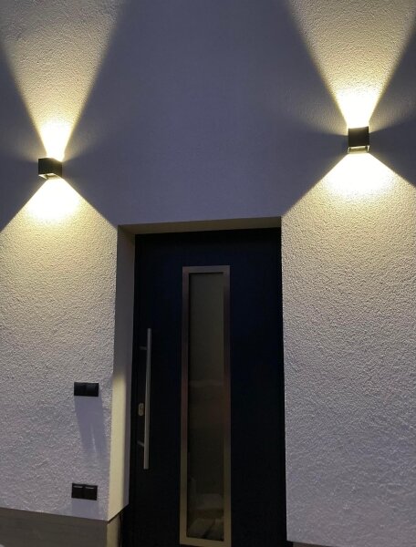 LED Vonkajšie nástenné svietidlo 2xLED/3W/230V IP54 čierna