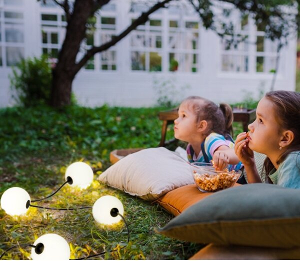 LED Vonkajšia dekoratívna reťaz 10xLED/0,8W/230V IP67 7,7 m