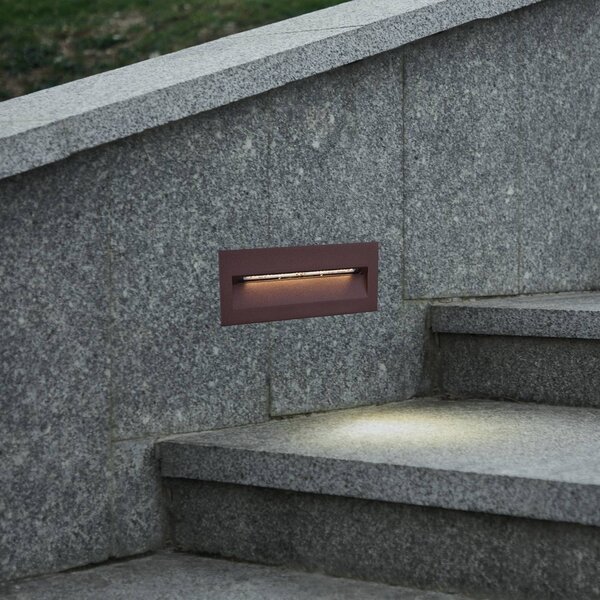 Lucande LED nástenné svietidlo Loya, 23 x 8 cm, hrdzavé, IP54, Hnedá / hrdzavá, Hliník, Moderný, Zapustené hranaté