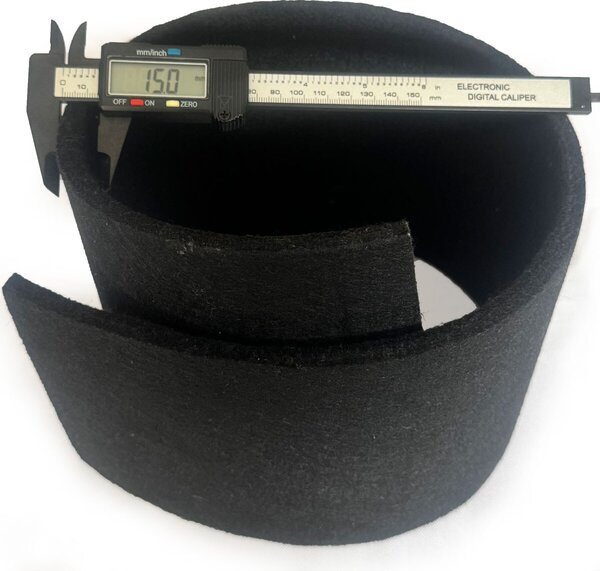 Technický filc 15 mm, farba čierna, metráž 100 cm
