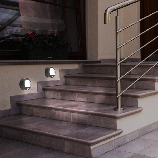 Rabalux 7969 - LED Vonkajšie nástenné svietidlo so senzorom AMARILLO LED/1,5W/3xAA IP44 čierna