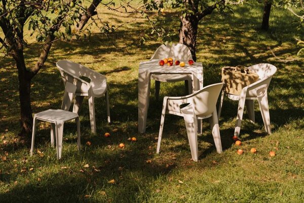 Prosperplast Záhradný odkladací stolík LOTTIES 39,6x39,6x46,5 cm svetlosivý