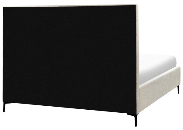 Posteľ s úložným priestorom krémová biela buklé čalúnenie 180 x 200 cm čierne kovové nohy prešívané čelo lamelový rošt moderný štýl spálňa