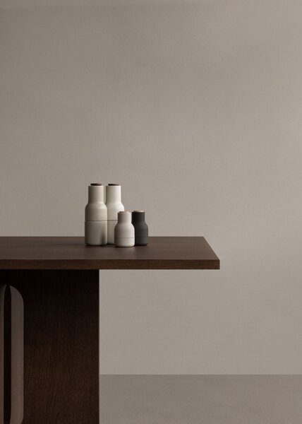 Mlynček na sôľ a korenie Bottle Ash/Carbon Beech Small – set 2 ks