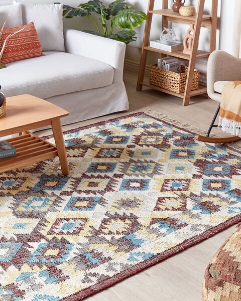 Koberec viacfarebný jutový 140 x 200 cm obdĺžnikový so strapcami ručne tkaný boho štýl obývacia izba spálňa