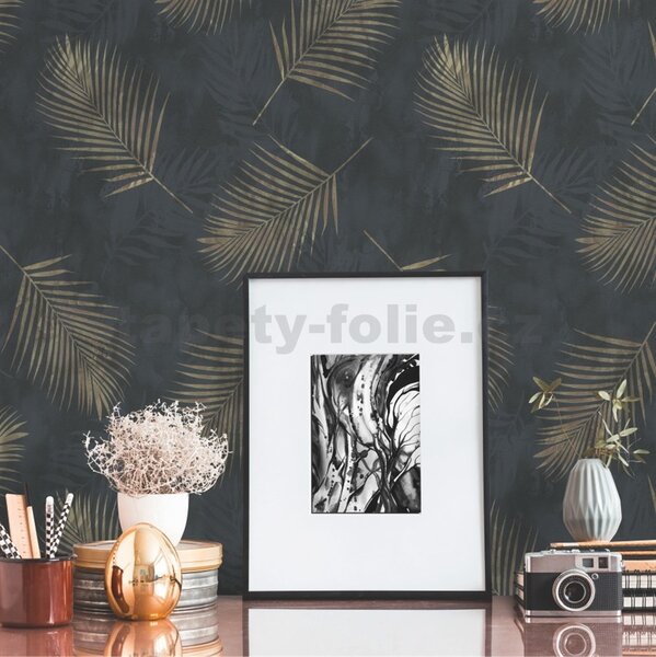 Vliesové tapety na stenu G.M.K. Fashion For Walls 02579-40, rozmer 10,05 m x 0,53 m, palmové listy zlaté na čiernom podklade, Erismann