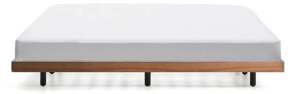 Hnedá dvojlôžková posteľ z brezového dreva bez čela s roštom 180x200 cm Norlen – Kave Home
