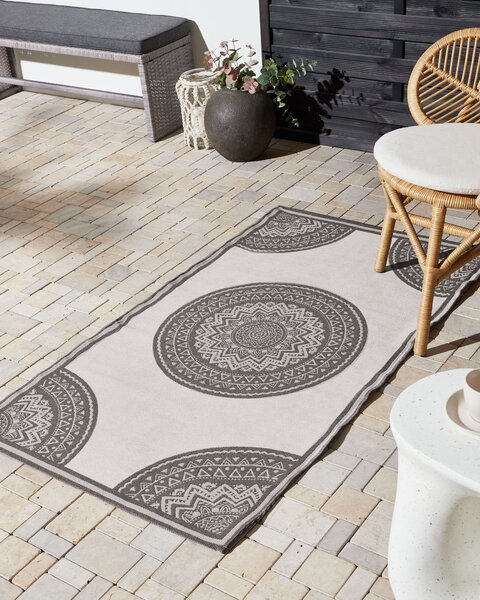 Koberec sivá béžová syntetický materiál 80 x 150 cm izbový vonkajší s orientálnym vzorom moderný balkón a terasa