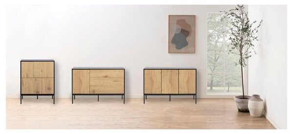 Vysoká komoda v dekore duba v čierno-prírodnej farbe 80x103 cm Seaford – Actona