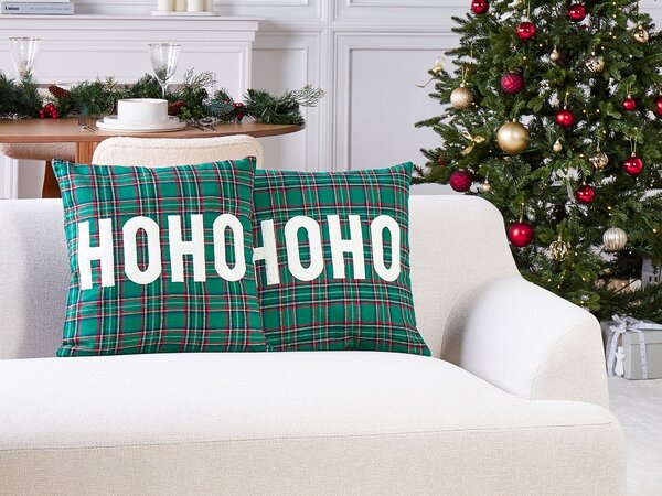 Sada 2 dekoratívnych vankúšov zelená polyester tartanový kockovaný vzor vianočný motív 45 x 45 cm štvorcový tvar dekorácie doplnky