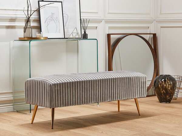 Lavica sivá zamatové čalúnenie zlaté kovové nohy 118 cm glamour moderný štýl spálňa predsieň
