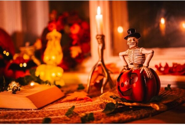 Retlux - LED Dekorácia HALLOWEEN LED/2xLR44/teplá biela kostlivec v tekvici živica