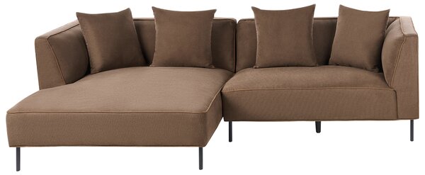 3-miestna rohová pohovka hnedá látkové čalúnenie pravostranná s podrúčkami a vankúšmi moderný štýl obývacia izba