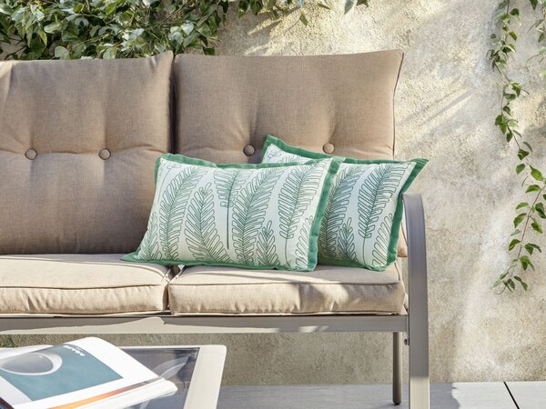 Sada 2 vonkajších dekoratívnych vankúšov zelená polyester 30 x 50 cm vzor listov záhradné doplnky
