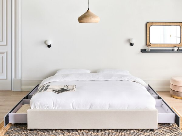 Posteľ s úložným priestorom svetlobéžová látkové čalúnenie polyester 180 x 200 cm bez čela s roštom úložné zásuvky klasický štýl spálňa