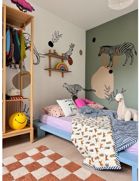 Svetlomodrá dvojlôžková posteľ z borovicového dreva s roštom 180x200 cm Japan – Karup Design