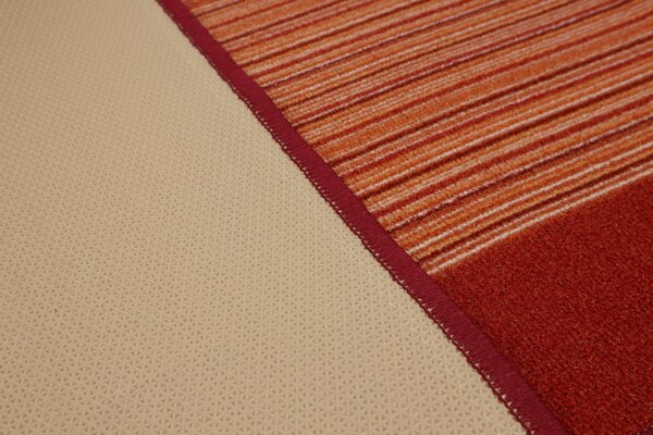 Associated Weavers , Protišmykový behúň na mieru Carnaby 84, šíre 67 cm, červená, chodba / predsieň
