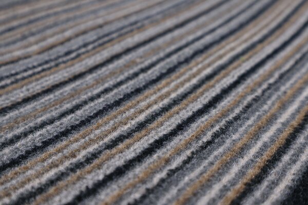 Associated Weavers , Protišmykový behúň na mieru Carnaby 97, šíre 67 cm, šedá, chodba / predsieň