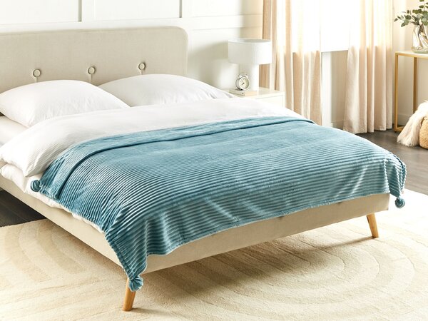 Deka zelená polyester 150 x 200 cm rebrovaná štruktúra s brmbolcami prikrývka na posteľ