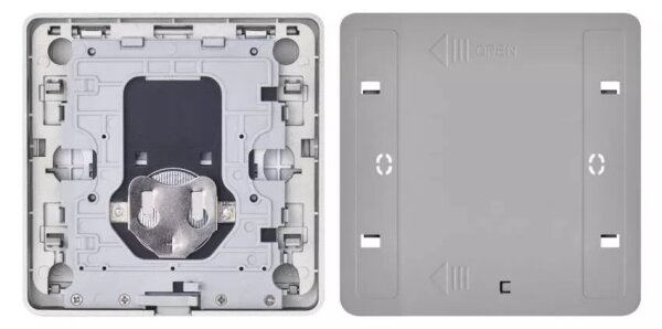 Vypínač 4-tlačidlový GoSmart 1xCR2430 Tuya čierna