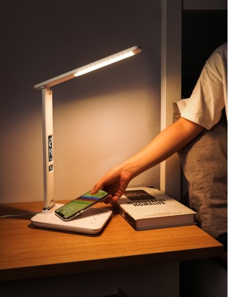 Immax 08966L- LED Stmievateľná lampa s bezdr. nabíjaním KINGFISHER 8,5W/230V biela