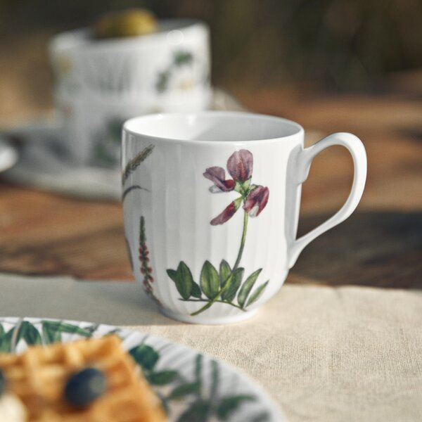 Porcelánový hrnček Hammershøi Summer Coastal flowers, 330 ml