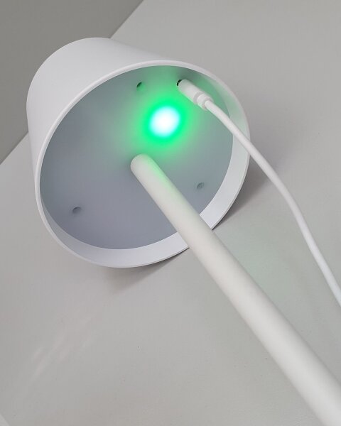 LED dotyková stolná lampa stmievateľná 5W/5V USB 1200 mAh biela