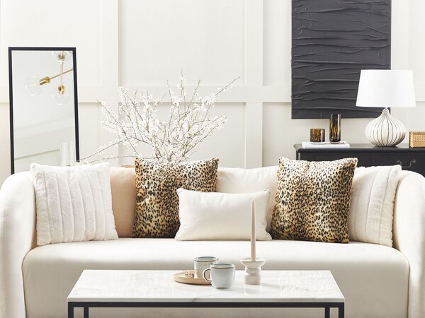 Sada 2 dekoratívnych vankúšov hnedá béžová umelá kožušina polyester 45 x 45 cm štvorcový tvar zvierací vzor leoparda glamour štýl doplnky