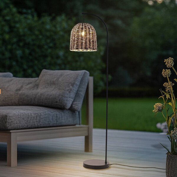 Lindby Vonkajšia stojaca lampa Taryn, hnedá, plast, IP44 172 cm, Svetlé drevo, Plast, Vidiecky / Rustikálny, Stojaca lampa