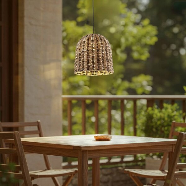 Lindby Vonkajšia závesná lampa Taryn, hnedá, plast, IP44 35 cm, Svetlé drevo, Plast, Vidiecky / Rustikálny, Závesné svietidlo