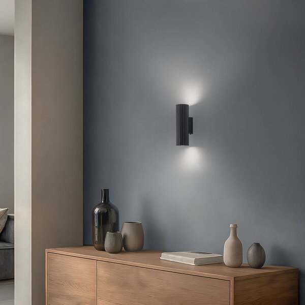 SOLLUX LIGHTING Nástenné svietidlo Carbon, čierne, výška 20 cm, hliník, 2 svetlá., Čierna, Obývacia izba / jedáleň, Hliník, Moderný, Nástenné svietidlo