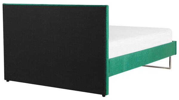 Čalúnená posteľ zelená zamatová 180 x 200 cm rám postele s čelom strieborné nohy elegantný dizajn