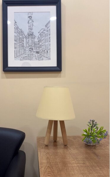 Stolná lampa WOOD 1xE27/60W/230V krémová