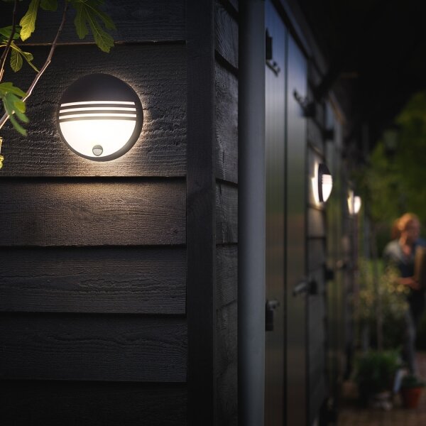 Philips 17297/30/16 -LED vonkajšie svietidlo so senzorom YARROW LED/6W/230V IP44